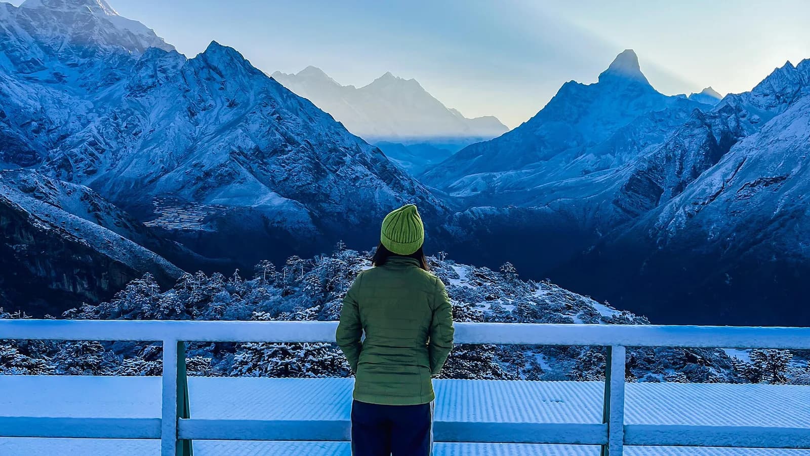 Mount Everest and neighbouring peaks seen from the Kala Patthar viewpoint, the kind of close-up panorama an Everest helicopter tour delivers